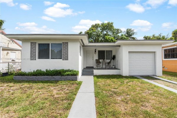 236 NW 42nd St Miami, FL 33127
