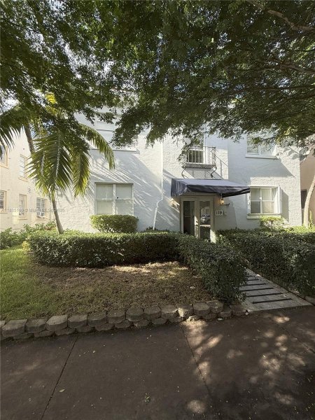 119 Menores Ave #11 Coral Gables, FL 33134