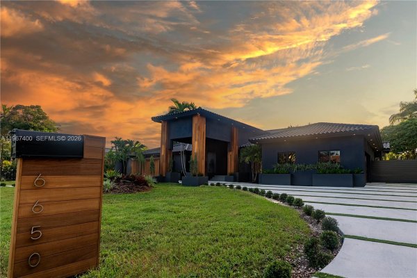 6650 SW 94th Ave Miami, FL 33173