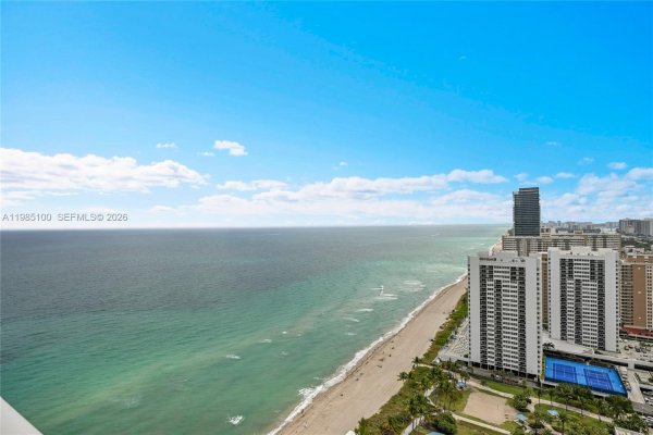 1830 S Ocean Dr #3104 Hallandale Beach, FL 33009