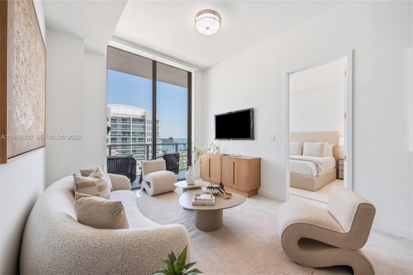 2655 S Bayshore Dr #1608 Miami, FL 33133