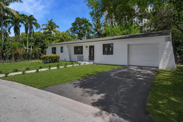 211 Washington Dr Coral Gables, FL 33133