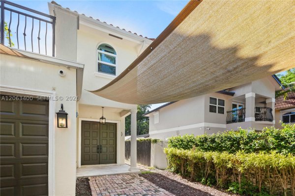 3160 Matilda St #3160 Miami, FL 33133