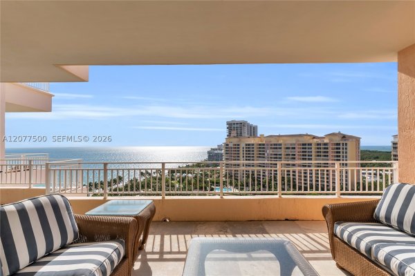 791 Crandon Blvd #PH04 Key Biscayne, FL 33149