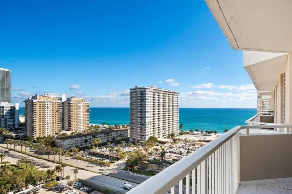 1985 S Ocean #16b Hallandale Beach, FL 33009
