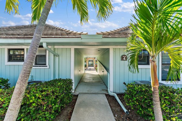 1127 E Seminole Ave #4b Jupiter, FL 33477