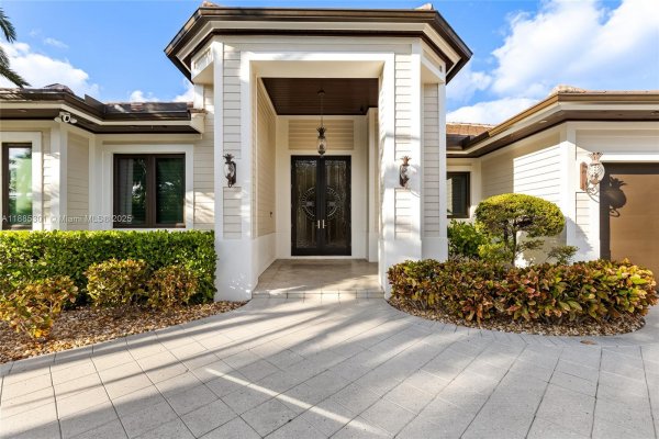 2381 NE 24th St Lighthouse Point, FL 33064 2381 NE 24th St Lighthouse Point, FL 33064