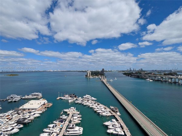 555 NE 15th St #20B Miami, FL 33132