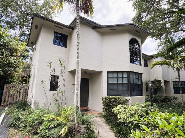 3054 Center St #3054 Miami, FL 33133