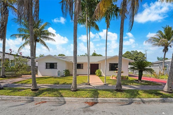 1735 SW 15th St Miami, FL 33145