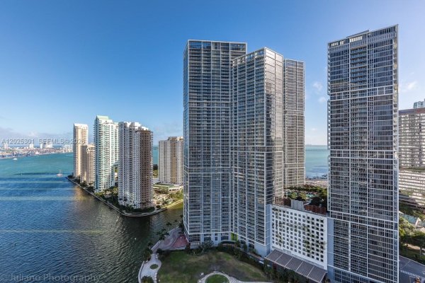 200 Biscayne Blvd Way #3102 Miami, FL 33131