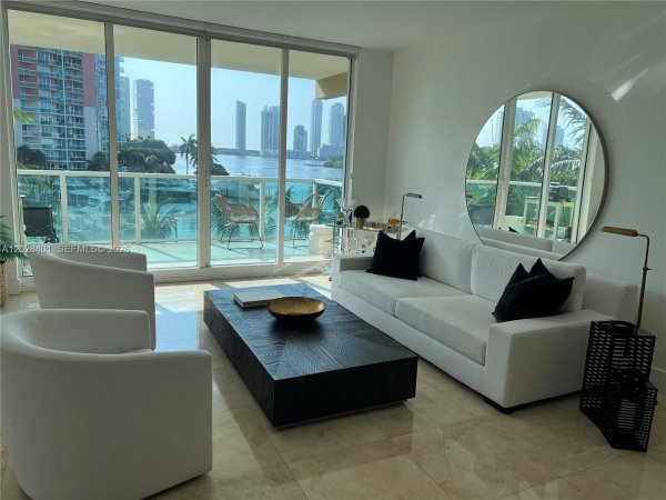 3340 NE 190th St #409 Aventura, FL 33180