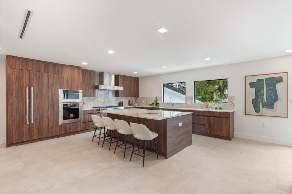 1032 SE 13th Fort Lauderdale, FL 33316