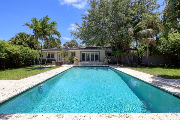 1635 Seabreeze Fort Lauderdale, FL 33316
