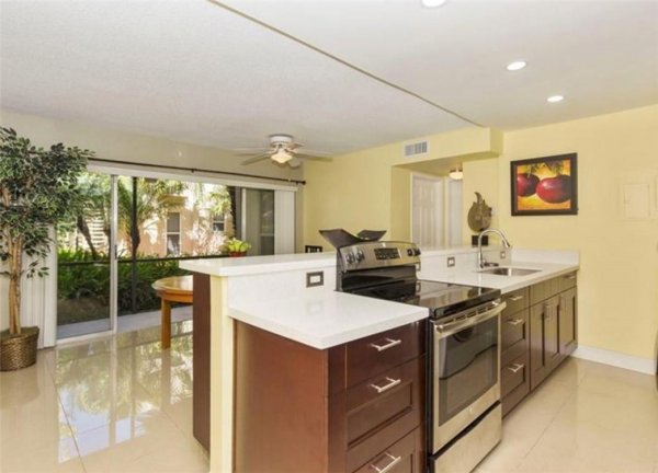 5276 NE 6th Ave #f19 Oakland Park, FL 33334