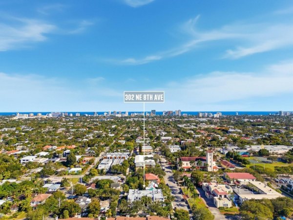 302 NE 8th Fort Lauderdale, FL 33301
