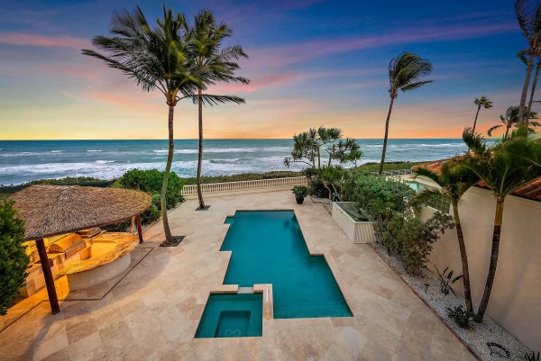 712 Ocean Dr Juno Beach, FL 33408