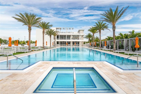 6416 NW 102nd Ct #302 Doral, FL 33178