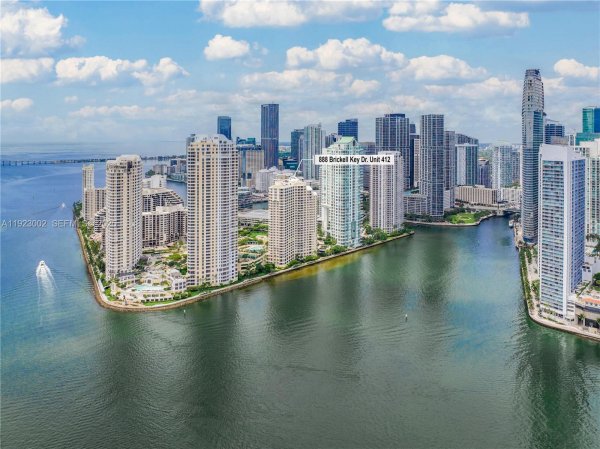 888 Brickell Key Dr #412 Miami, FL 33131