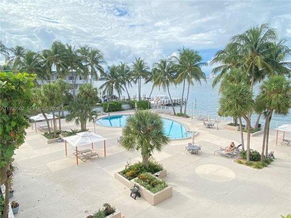 1865 79th St Cswy #3F North Bay Village, FL 33141