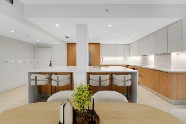 151 Crandon Blvd #136 Key Biscayne, FL 33149