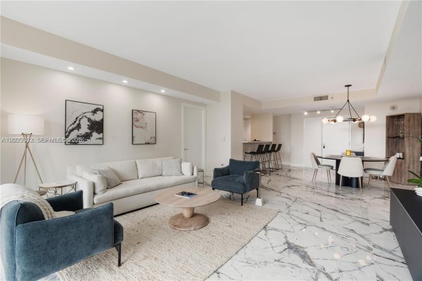 3400 SW 27th Ave #605 Miami, FL 33133