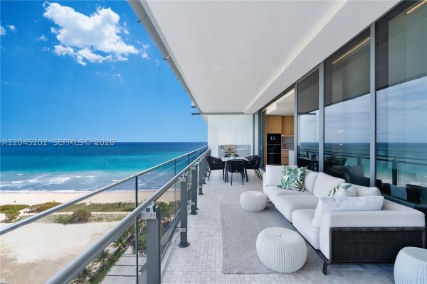 8701 Collins Ave #1103 Miami Beach, FL 33154
