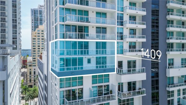 1080 Brickell Ave #1409 Miami, FL 33131