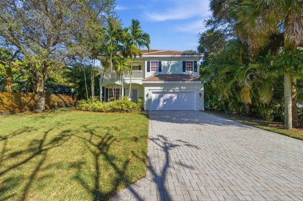 1313 SW 18th Fort Lauderdale, FL 33315