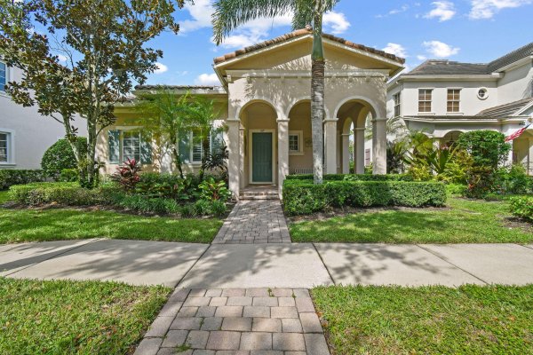 167 Arklow Ave Jupiter, FL 33458
