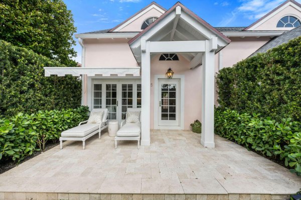 173 Peruvian Ave #5 Palm Beach, FL 33480