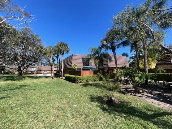 1424 14th Jupiter, FL 33477