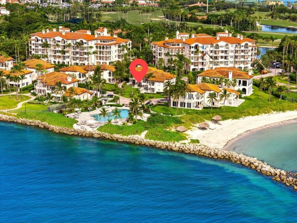 15713 Fisher Is Dr #15713 Miami Beach, FL 33109