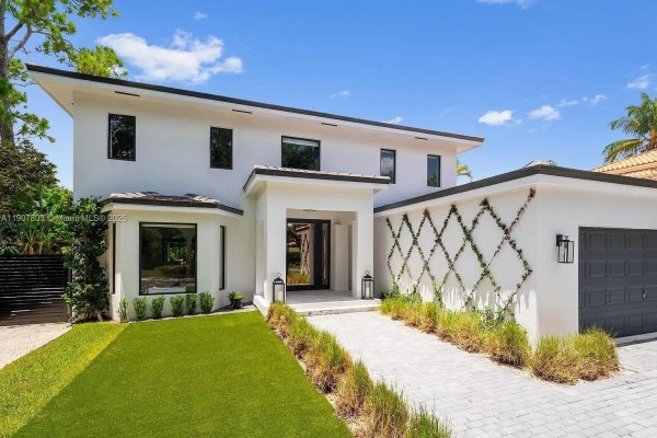 4950 SW 63rd Ave South Miami, FL 33155