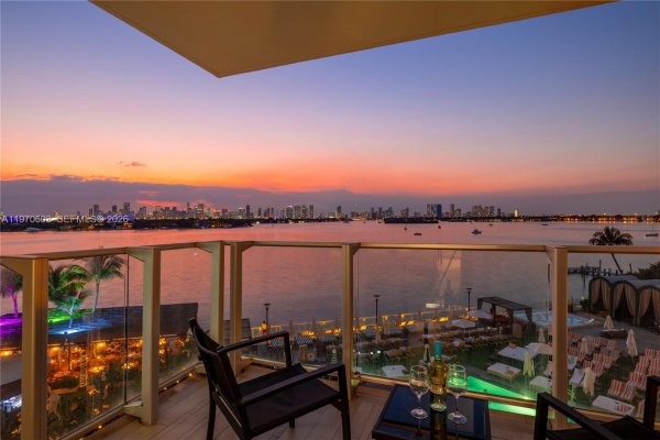 1100 West Ave #520 Miami Beach, FL 33139