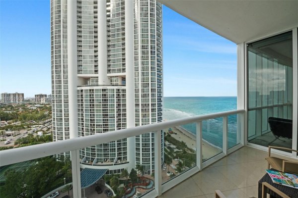 18101 Collins Ave #1808 Sunny Isles Beach, FL 33160
