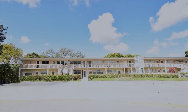 152 Ventnor J #152 Deerfield Beach, FL 33442