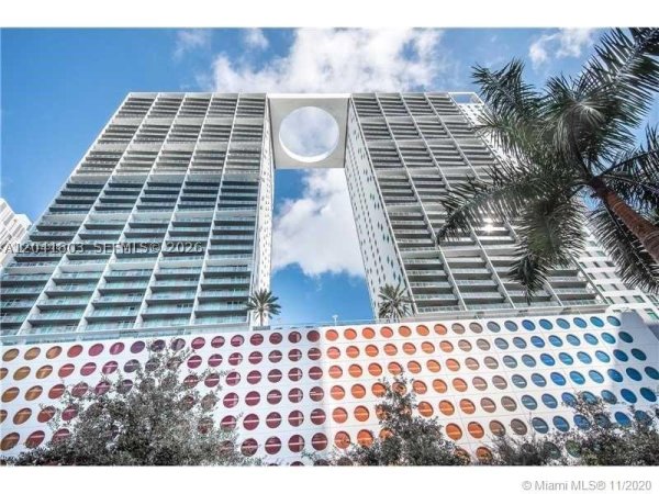 500 Brickell Ave #2604 Miami, FL 33131