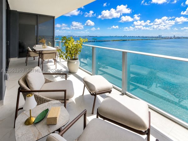700 NE 24th St #3004 Miami, FL 33137