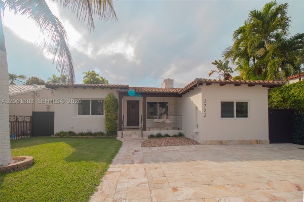 3722 Royal Palm Ave Miami Beach, FL 33140