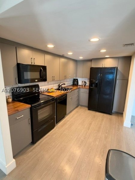 20225 NE 34th Ct #1617 Aventura, FL 33180