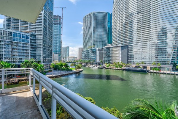 901 Brickell Key Blvd #504 Miami, FL 33131