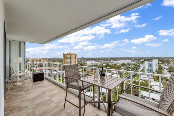 1010 S Ocean #1509 Pompano Beach, FL 33062