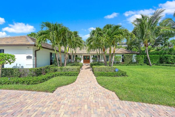 11785 Lake Shr North Palm Beach, FL 33408