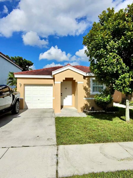 6301 Seminole Ter Margate, FL 33063