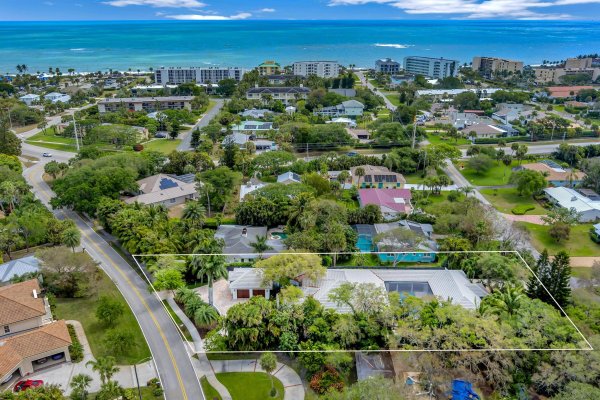 544 Live Oak Rd Vero Beach, FL 32963