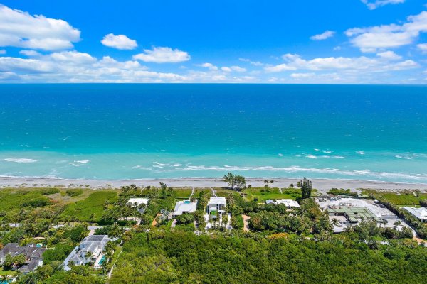 75 N Beach Rd Jupiter Island, FL 33455
