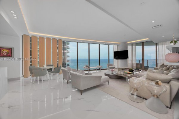 15701 Collins Ave #3701 Sunny Isles Beach, FL 33160