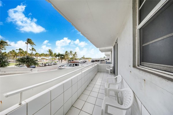 465 Ocean Dr #224 Miami Beach, FL 33139