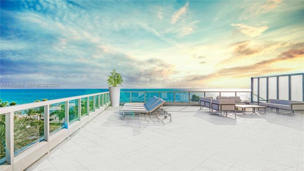 4391 Collins Ave #509/510 Miami Beach, FL 33140